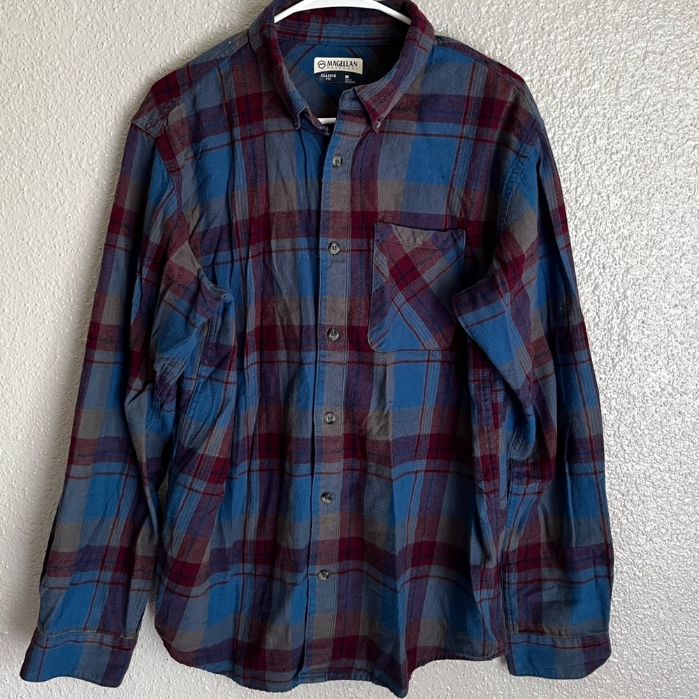 Men’s Plaid Button Down